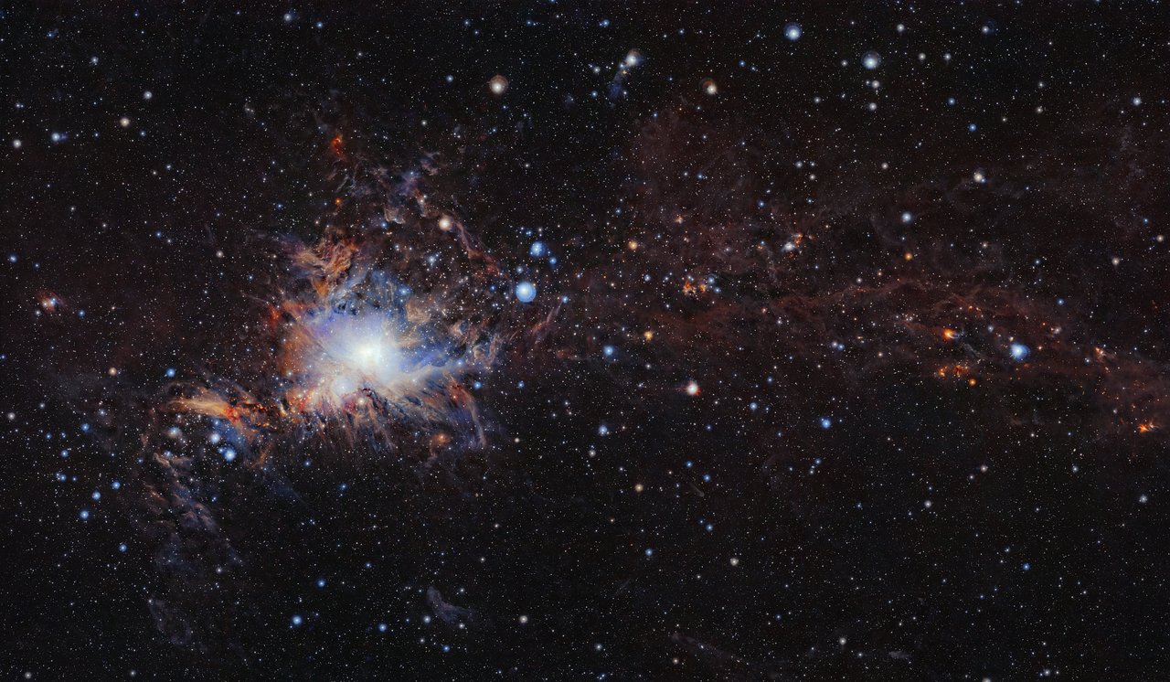 Near-infrared view of the Orion A molecular cloud observed with VISTA